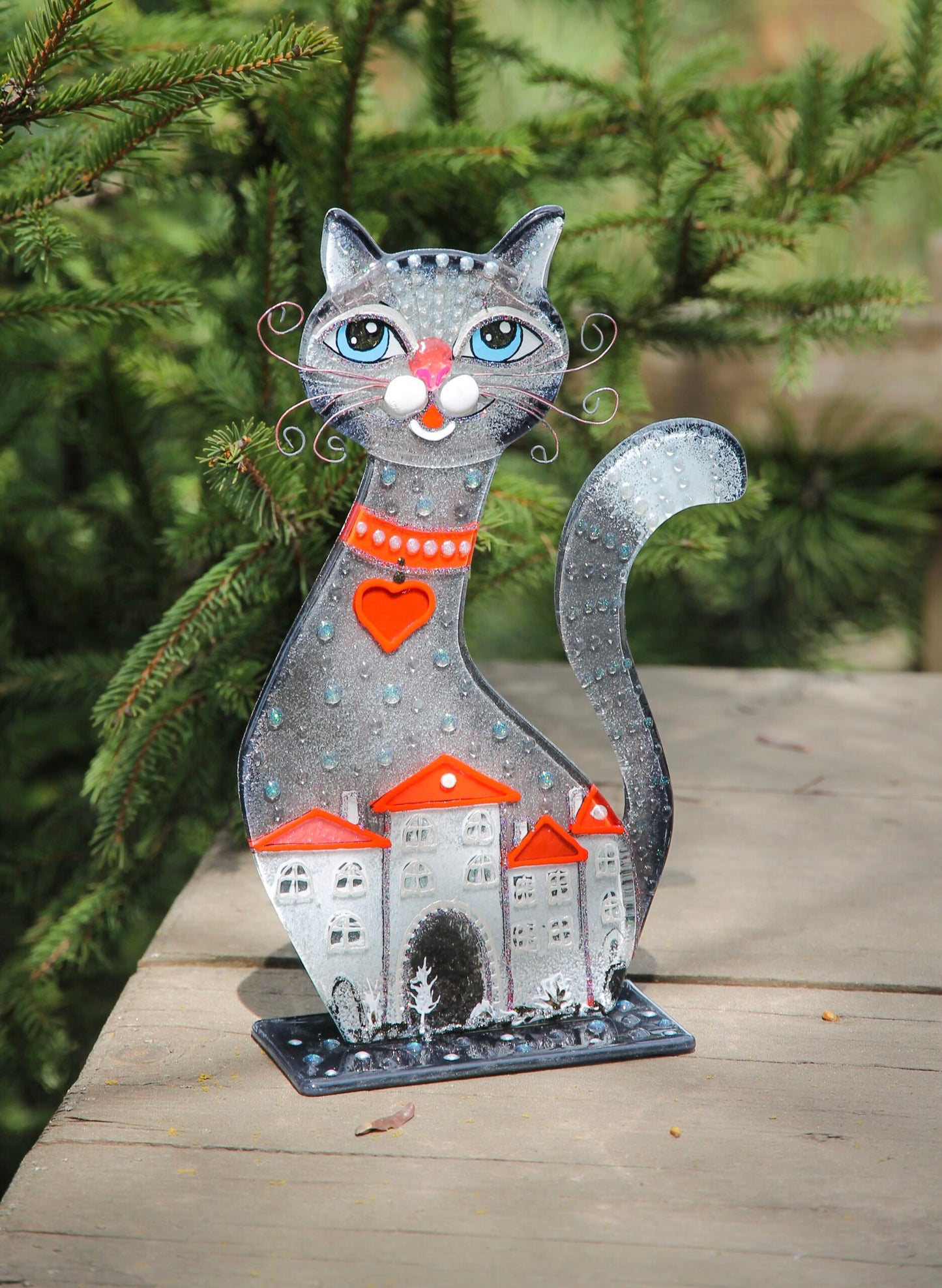 Loving Cat on the Stand Big Glass Artwork - Hand-Painted Fused-Glass Decor with Delightful Cat Perched, 25 cm Grey