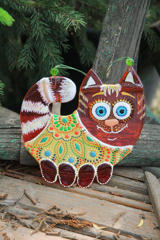 Big Cat with a Nice Smile Glass Artwork - Hand-Painted Fused-Glass Decor with Charming Cat, Vibrant Colors, and Captivating Patterns