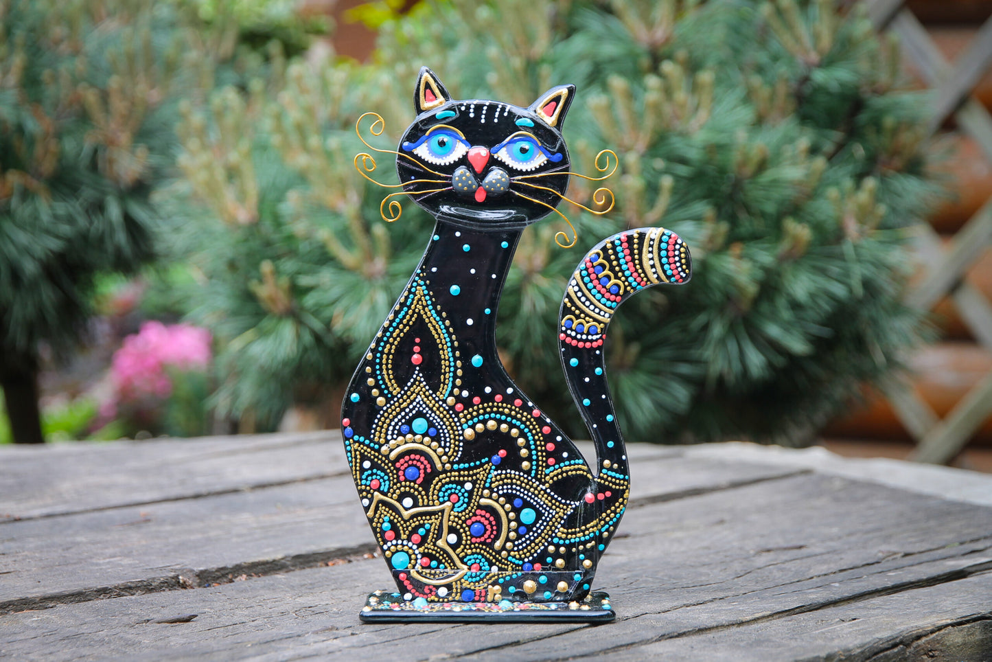 Loving Cat on the Stand Big Glass Artwork - Hand-Painted Fused-Glass Decor with Delightful Cat Perched, 25 cm Black