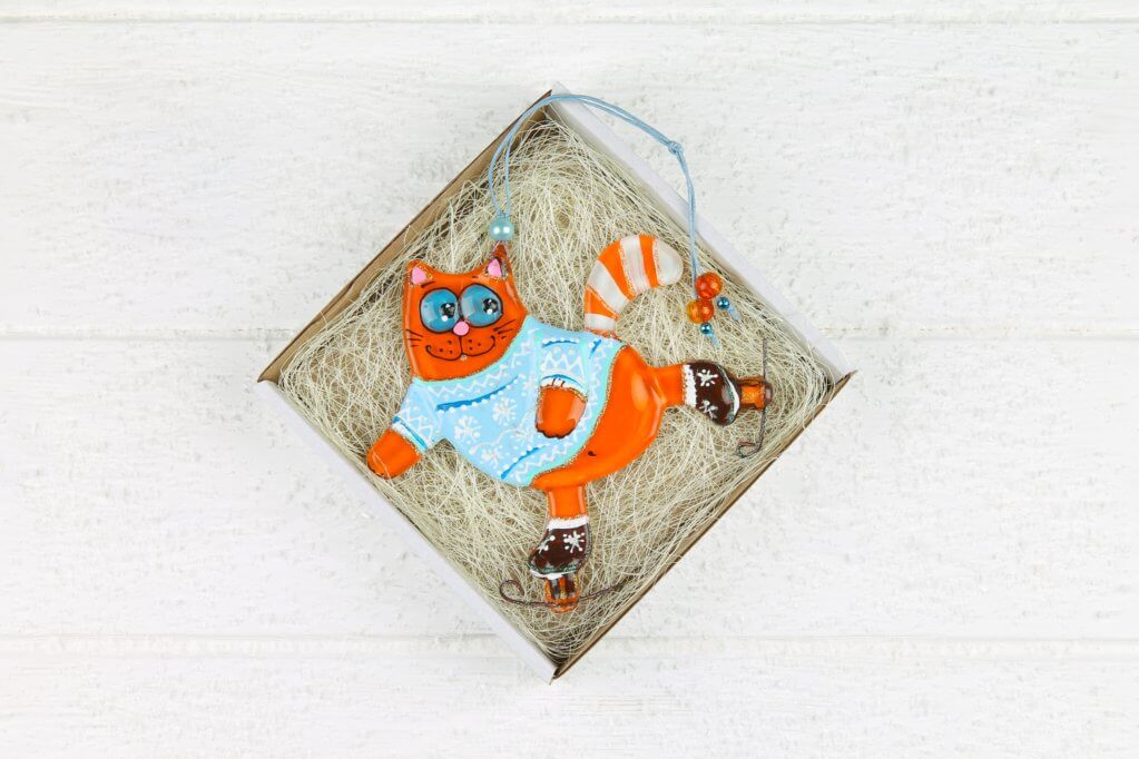 Handmade Glass Wall Art of Orange Cat Skating in Blue Sweater - Personalized Gift, Orange, 13 cm