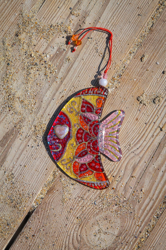 Charming Delight Fish Glass Artwork - Hand-Painted, Personalized Decor, Red, 15 cm - Now
