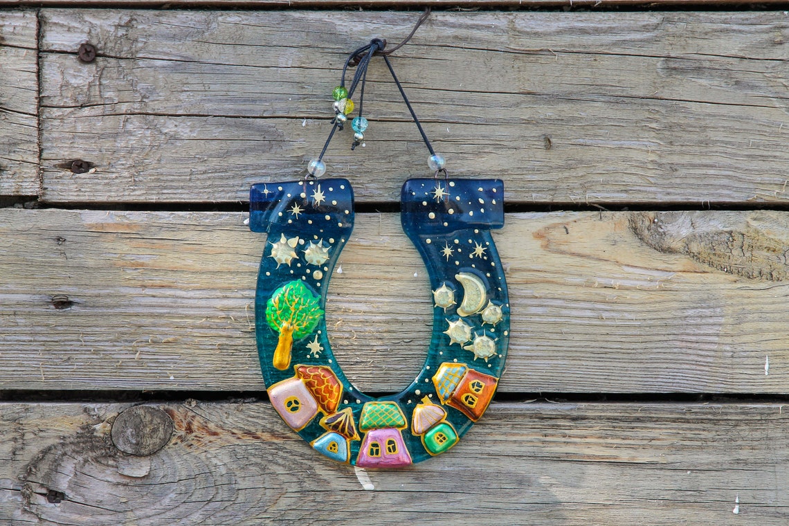 Hand-Painted Lucky Horseshoe with City, Moon, and Stars Wall Art - Blue, 16 cm, Symbol of Good Luck and Prosperity