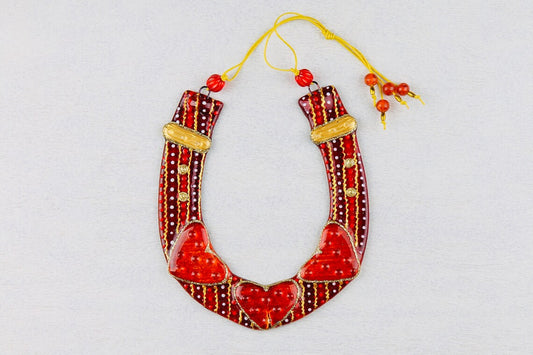 Hand-Painted Lucky Horseshoe with Hearts Wall Art - Red, 16 cm, Symbol of Good Luck and Prosperity