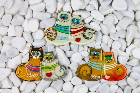 A Big Couple of Cats in Love Glass Fridge Magnet, Hand-Crafted, Hand-Painted Personalized Tourist Souvenir, 10 x 12 cm.