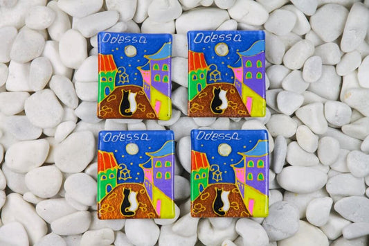 Couple of Cats in Love in Night City Fridge Magnet - Hand-Crafted, Hand-Painted, Personalized Tourist Souvenir, 7.5 x 6.5 cm