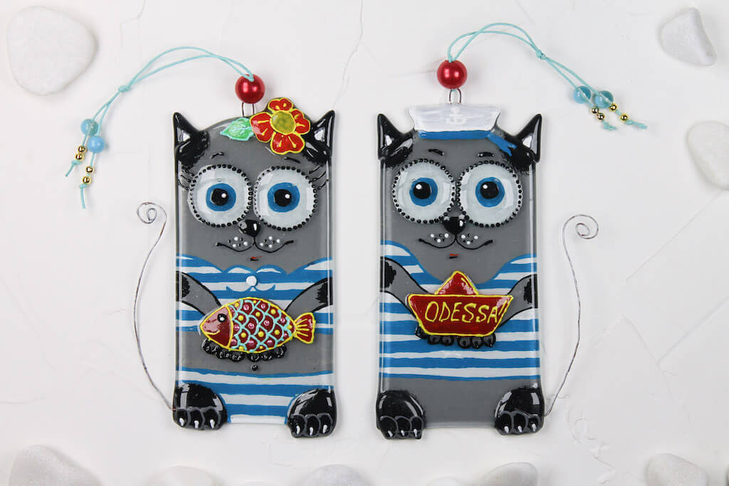 Pair of Sailor Cats Glass Wall Art - Handmade, Personalized Hanging Gift, Grey, 17 cm