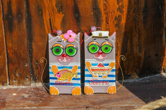 Pair of Sailor Cats Glass Wall Art - Handmade, Personalized Hanging Gift, Beige, 17 cm